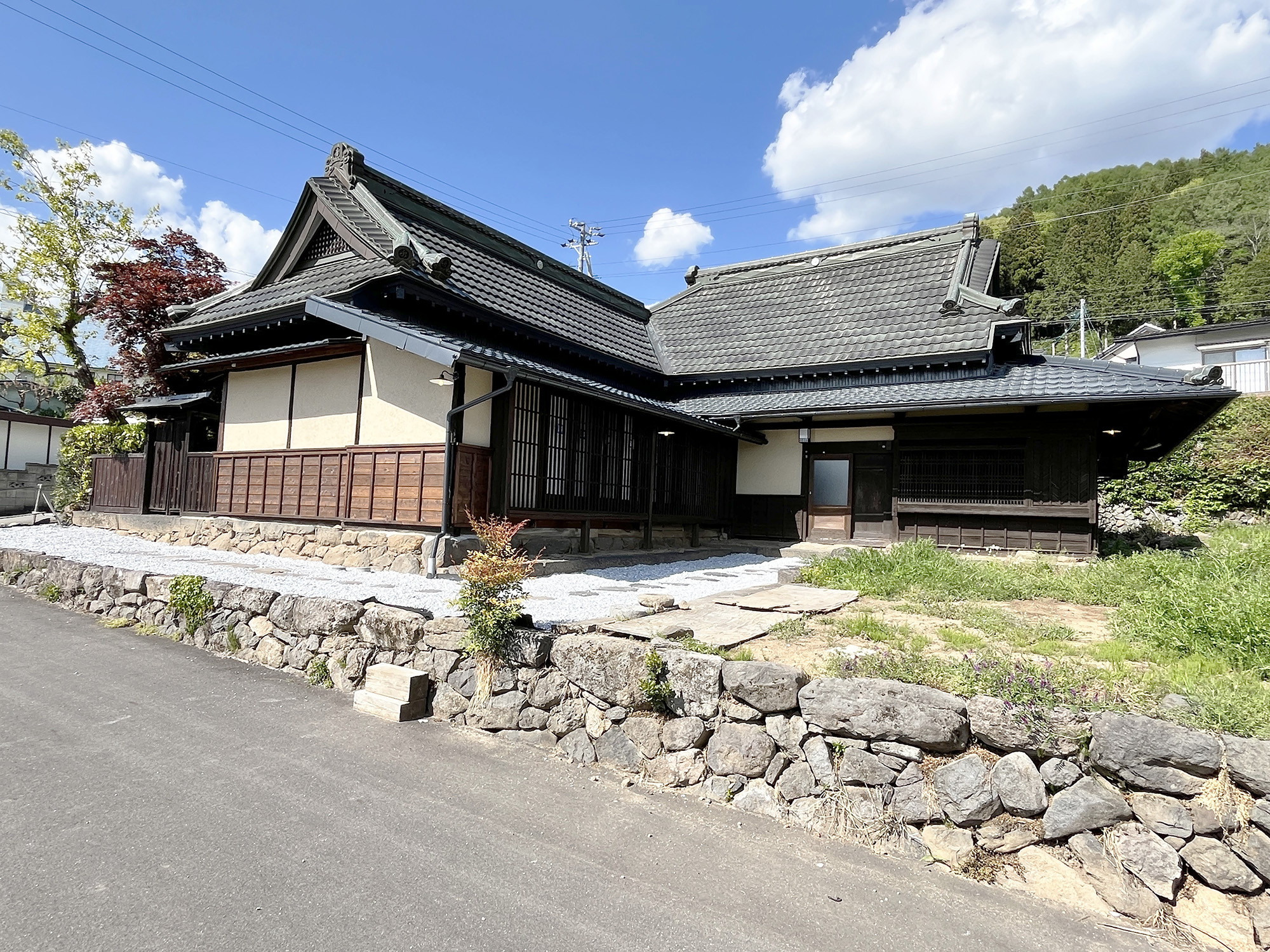 下諏訪町富部（五官町） 古民家テナントのアイキャッチ画像